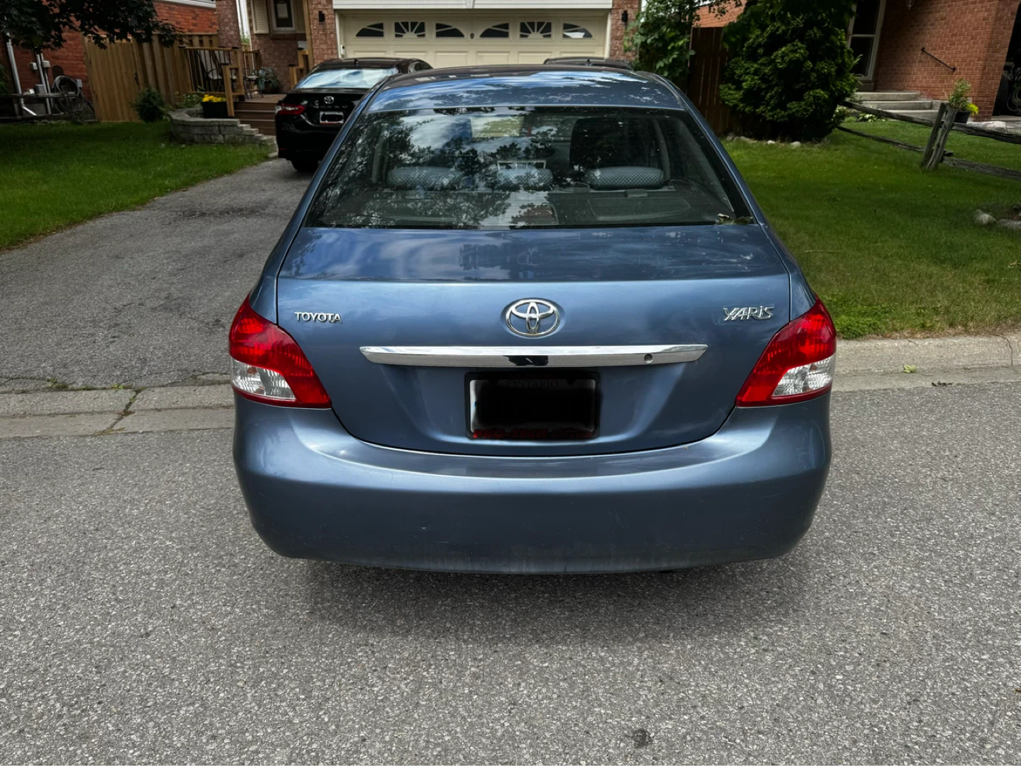 2008 Toyota Yaris sedan - photo 4