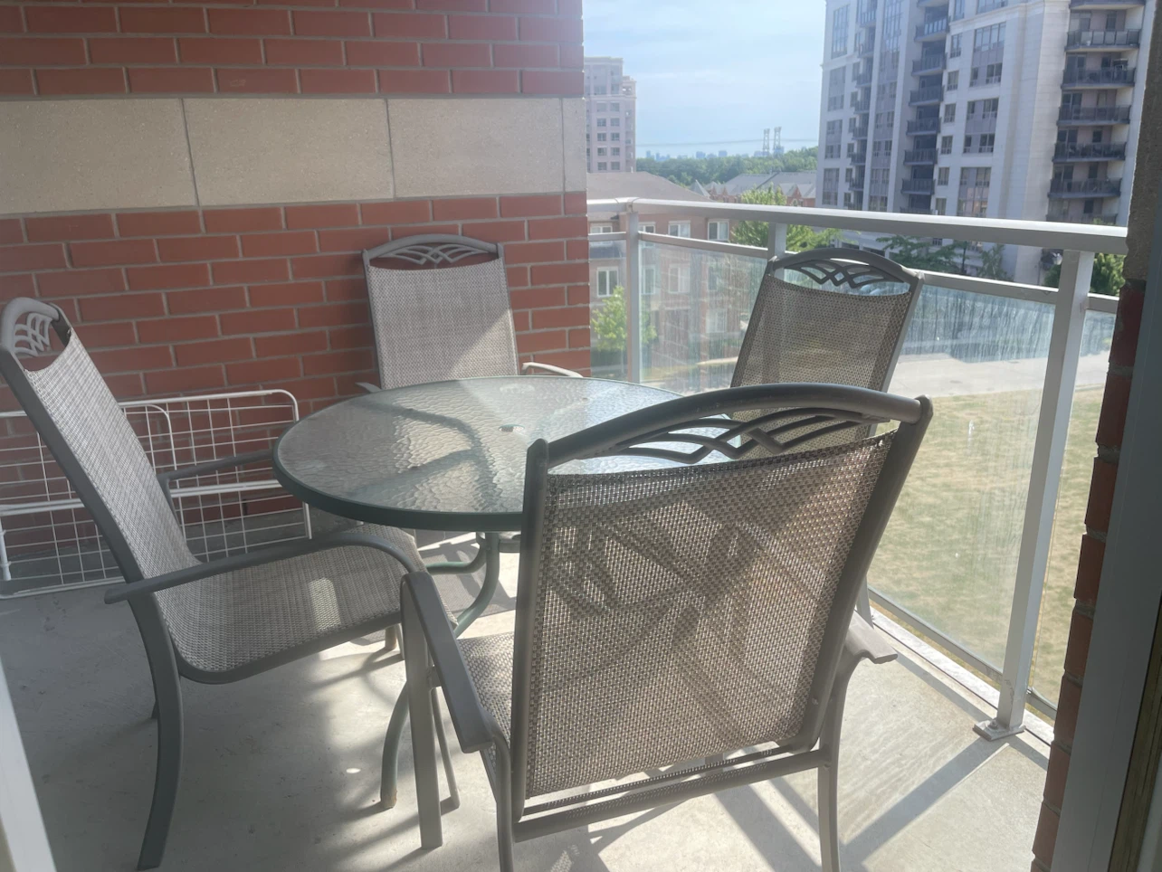 Patio Dining Set - Round Glass Table and 4 Chairs