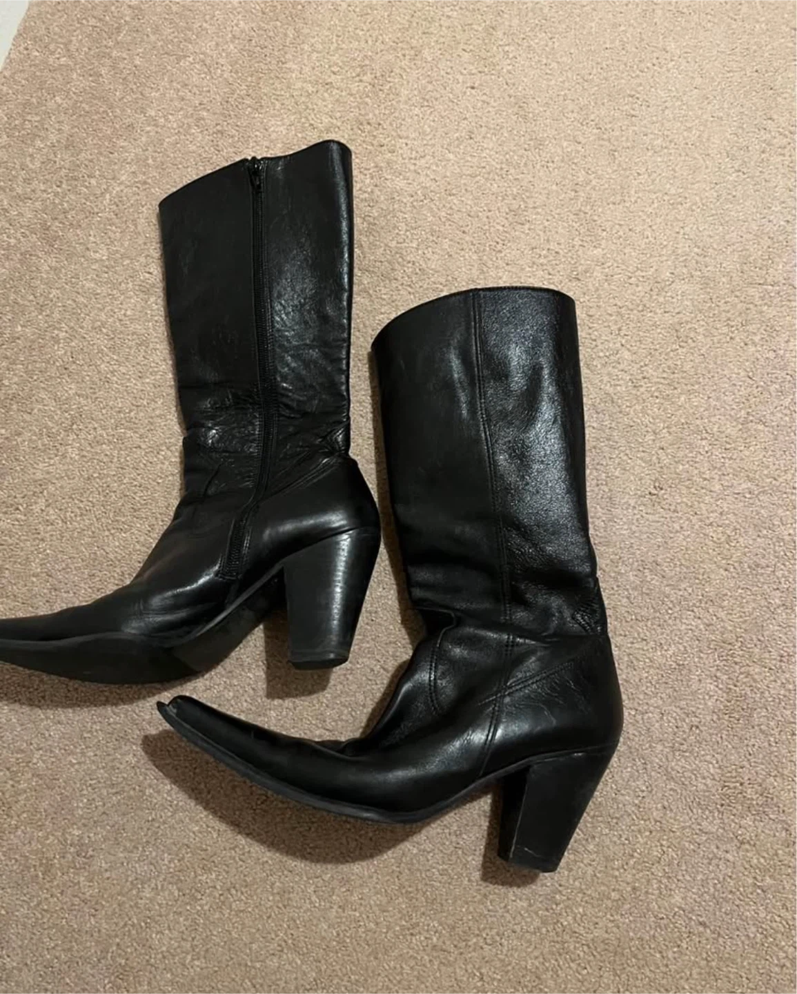 Black Leather Pointed Toe Boots - photo 3