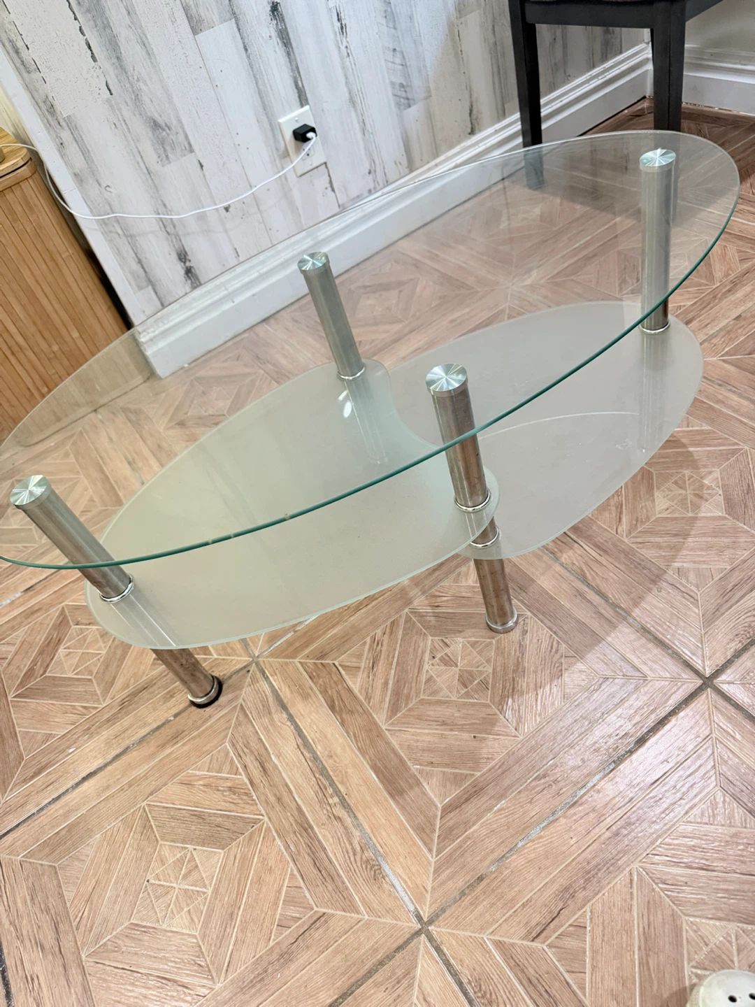 Oval Glass Coffee Table - photo 3