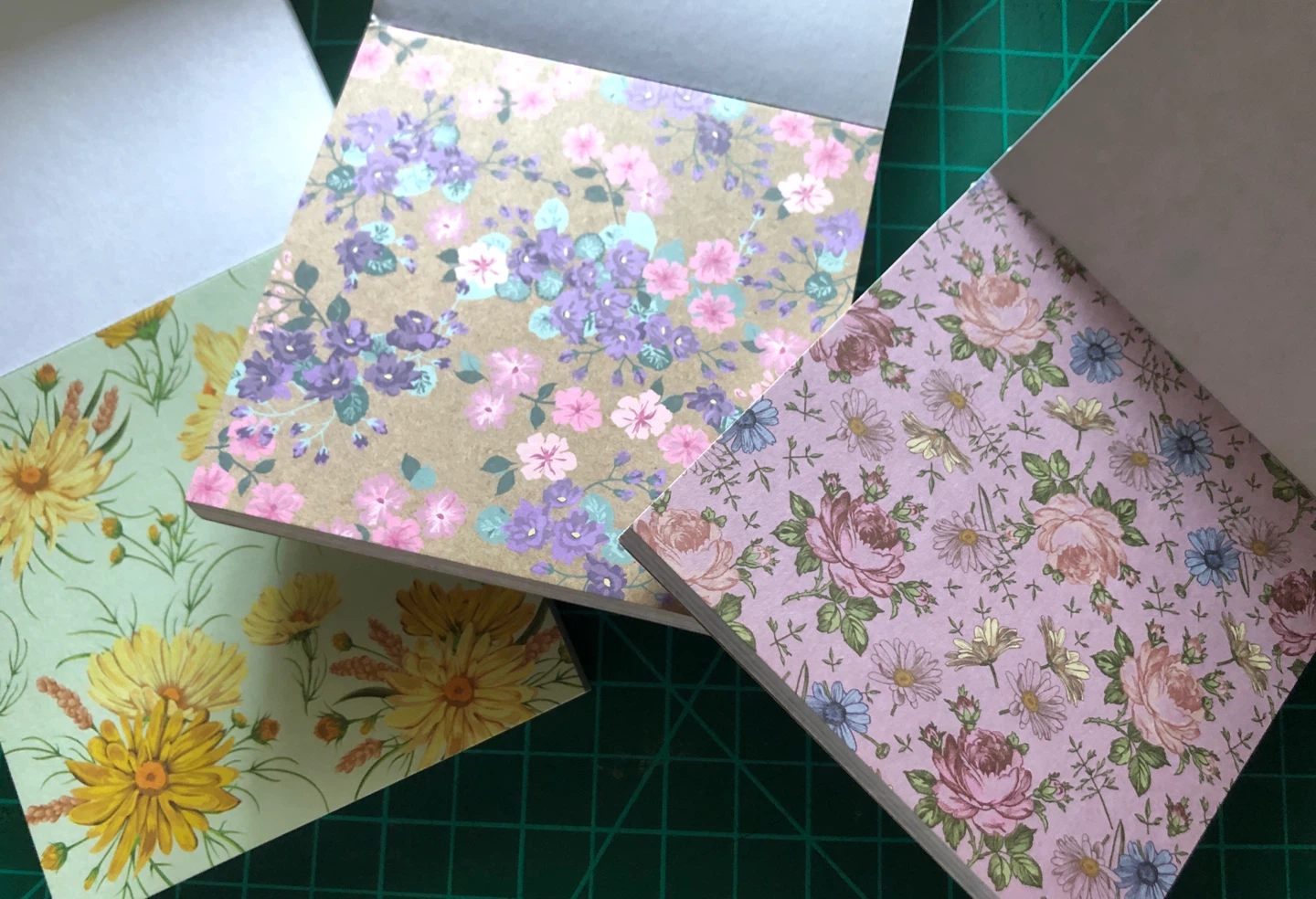 Assorted pattern paper block - photo 4