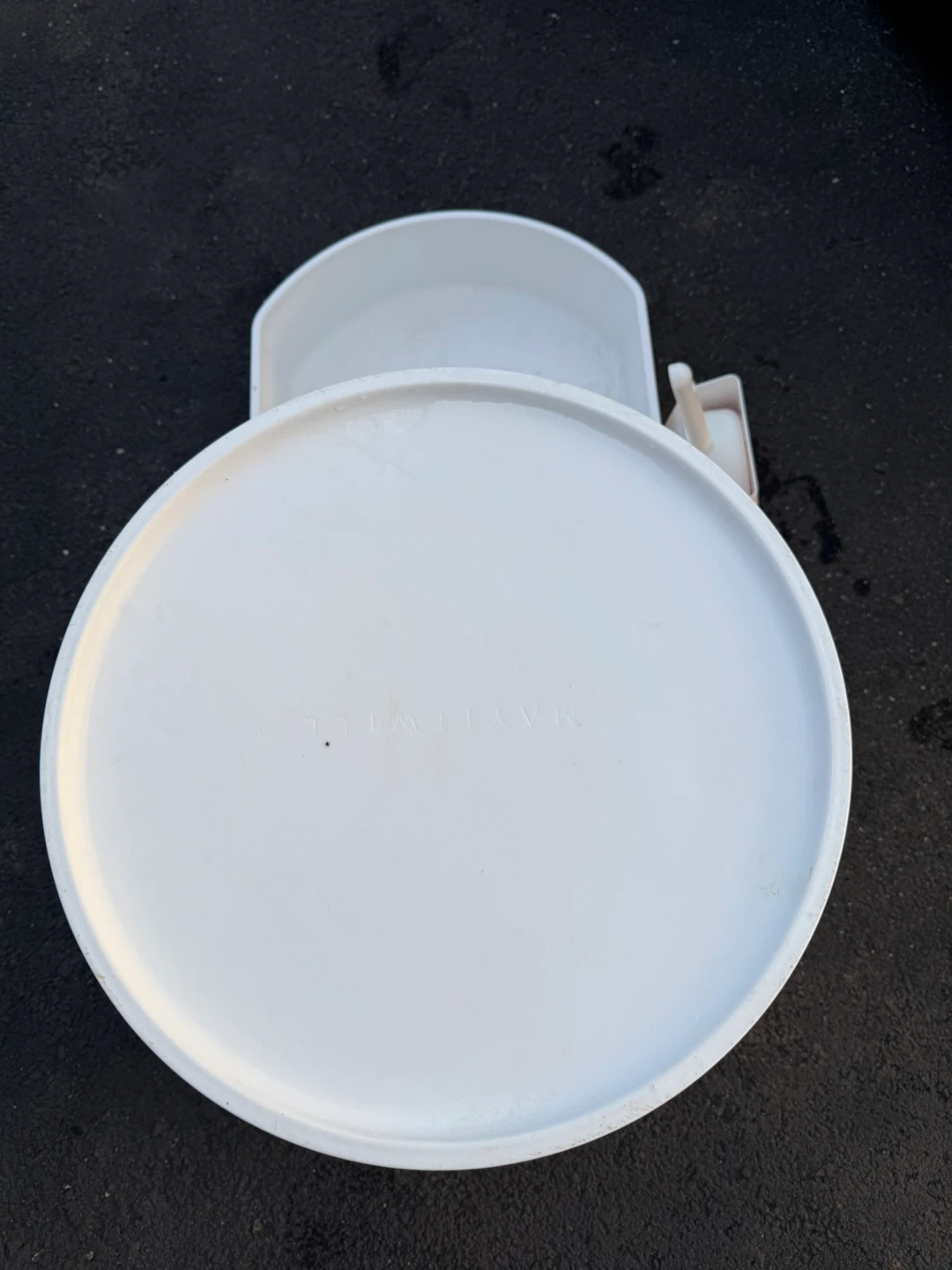 Enclosed Cat Litter Box - photo 4