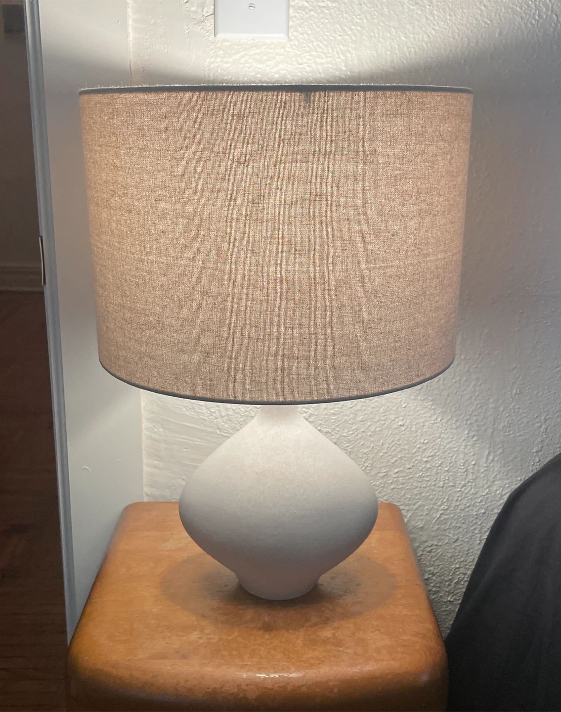 Ceramic Lamp with Beige Linen Shade