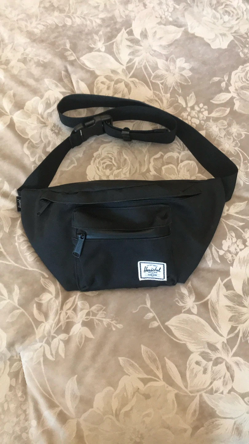 Herschel Black Fanny Pack