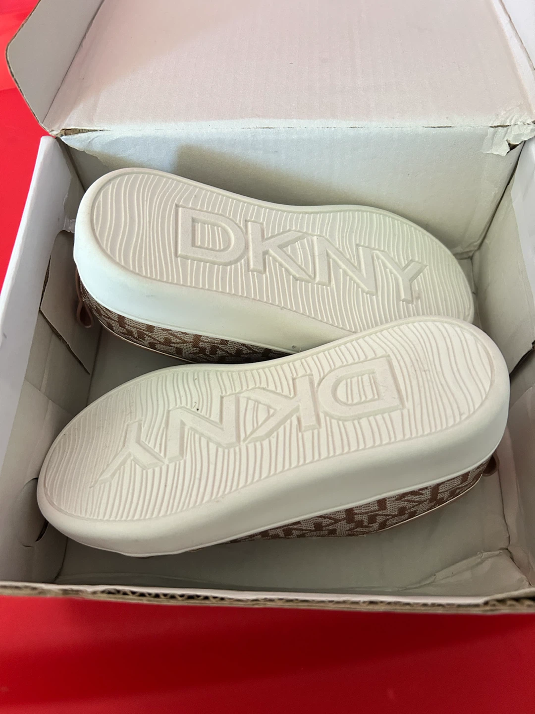 Kids DKNY Rose Gold Sneakers - photo 3