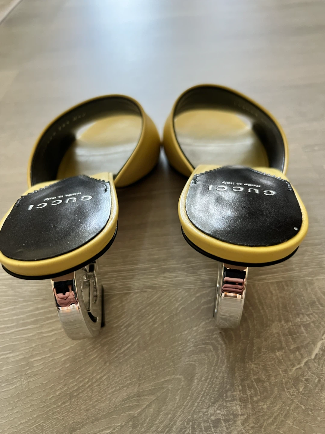 Gucci Yellow Leather Mules with Silver Horsebit Heel Size 39 - photo 4