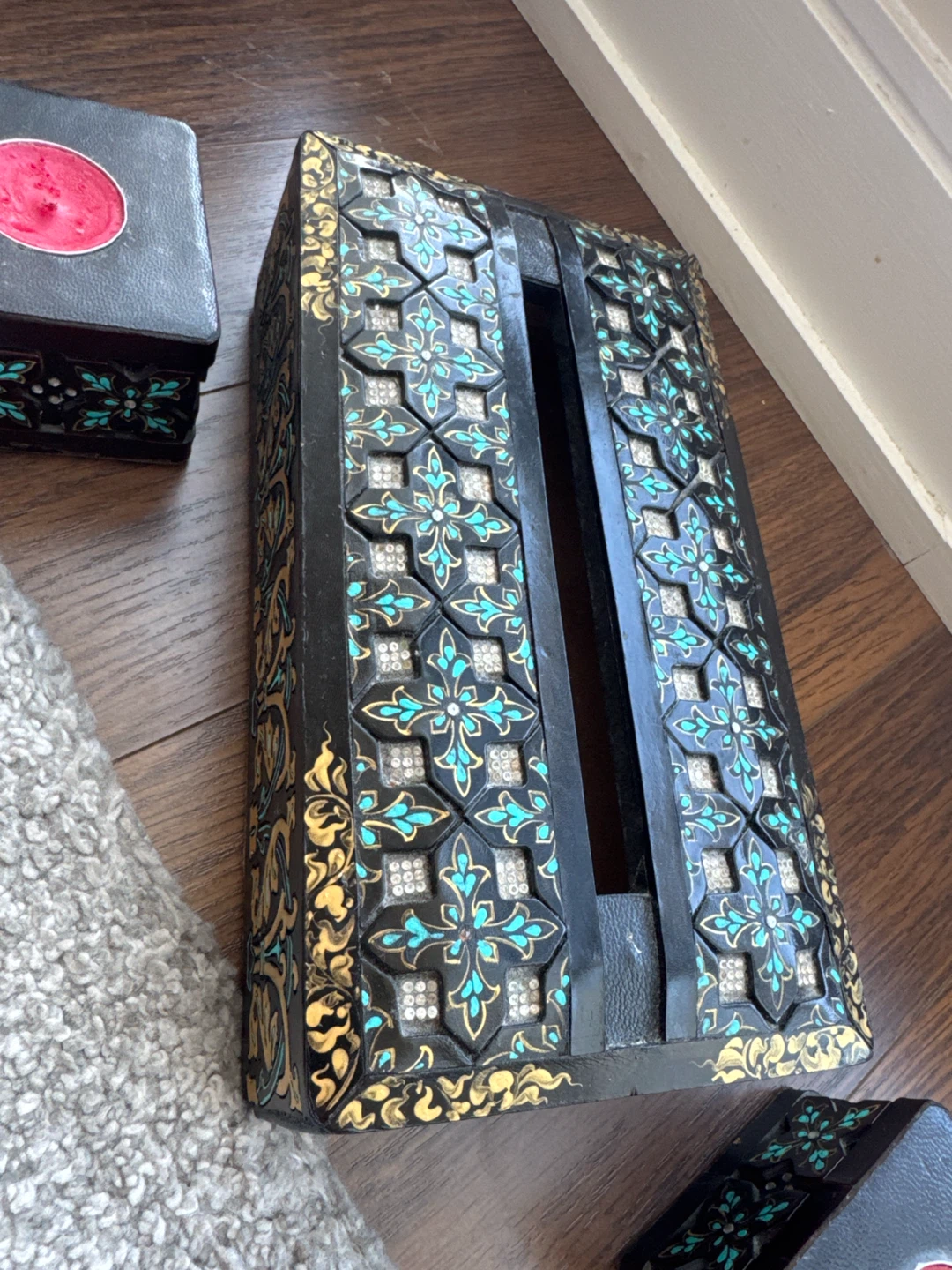 Decorative Tissue Box Cover - photo 2