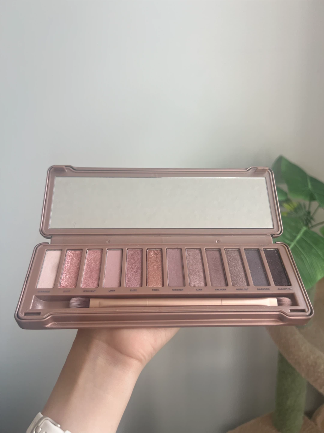 Urban Decay Naked 3 Eyeshadow Palette - photo 2