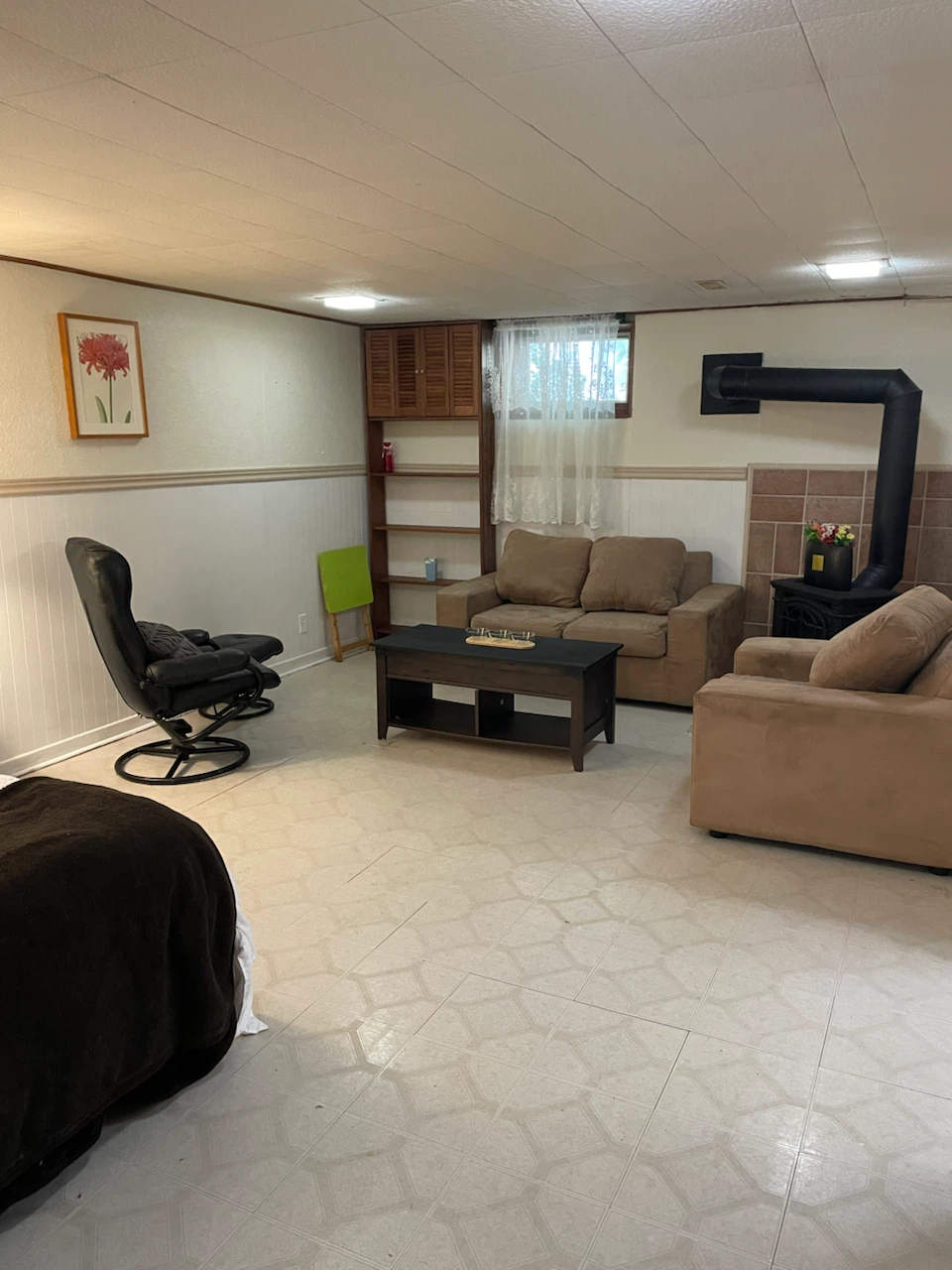Couples room for rent