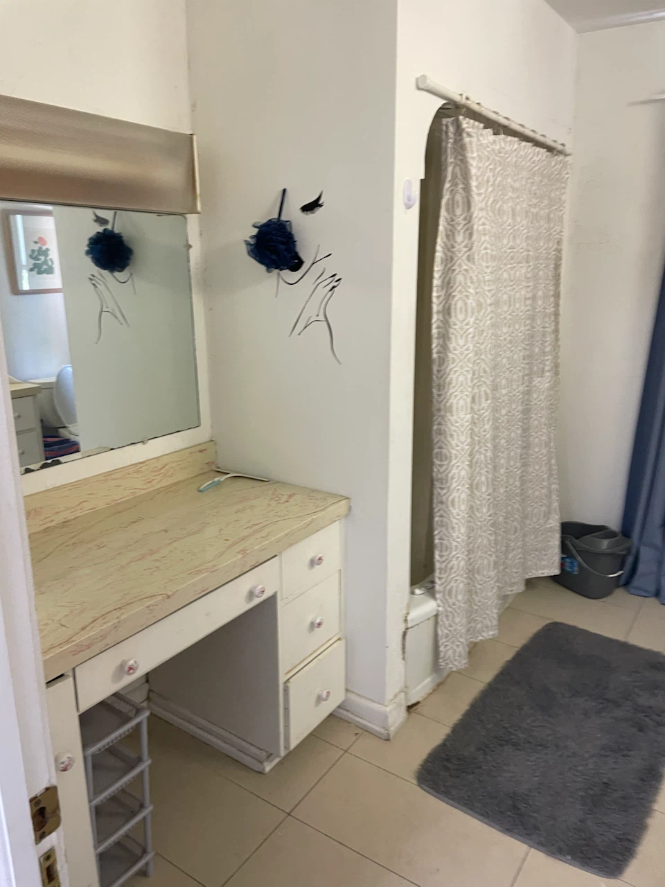 Couples room for rent - photo 3