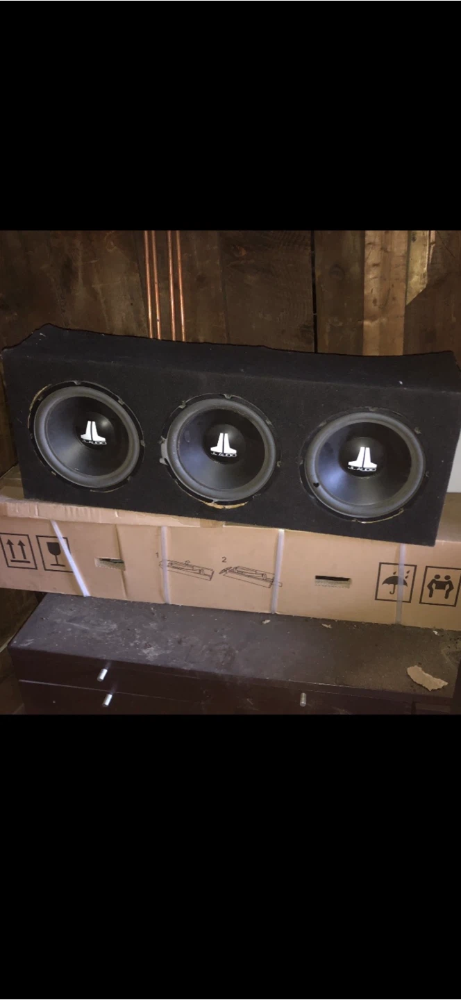 JL Audio Triple 10” Custom Sealed Enclosure with 3 Subwoofers