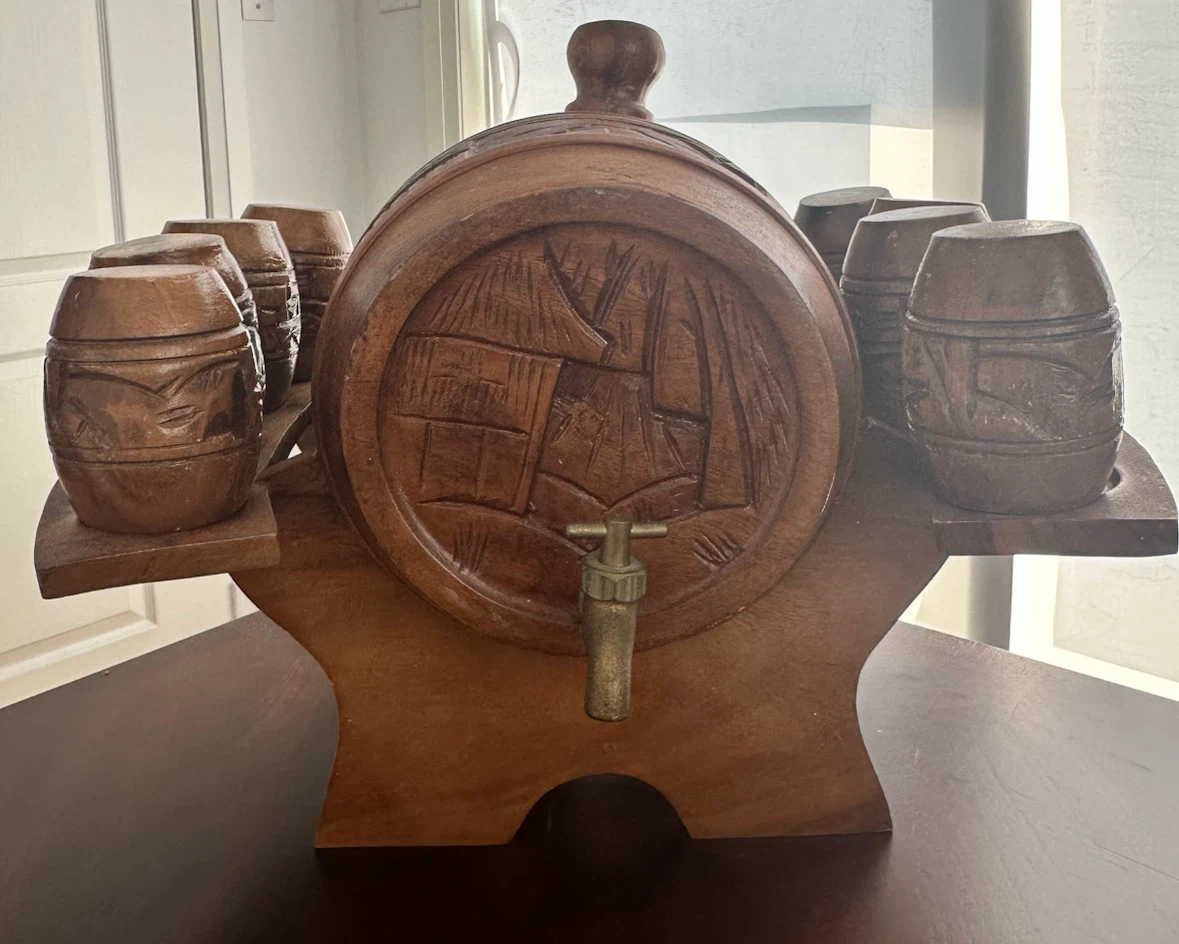 Wooden Barrel Drink Dispenser with Shot Glasses