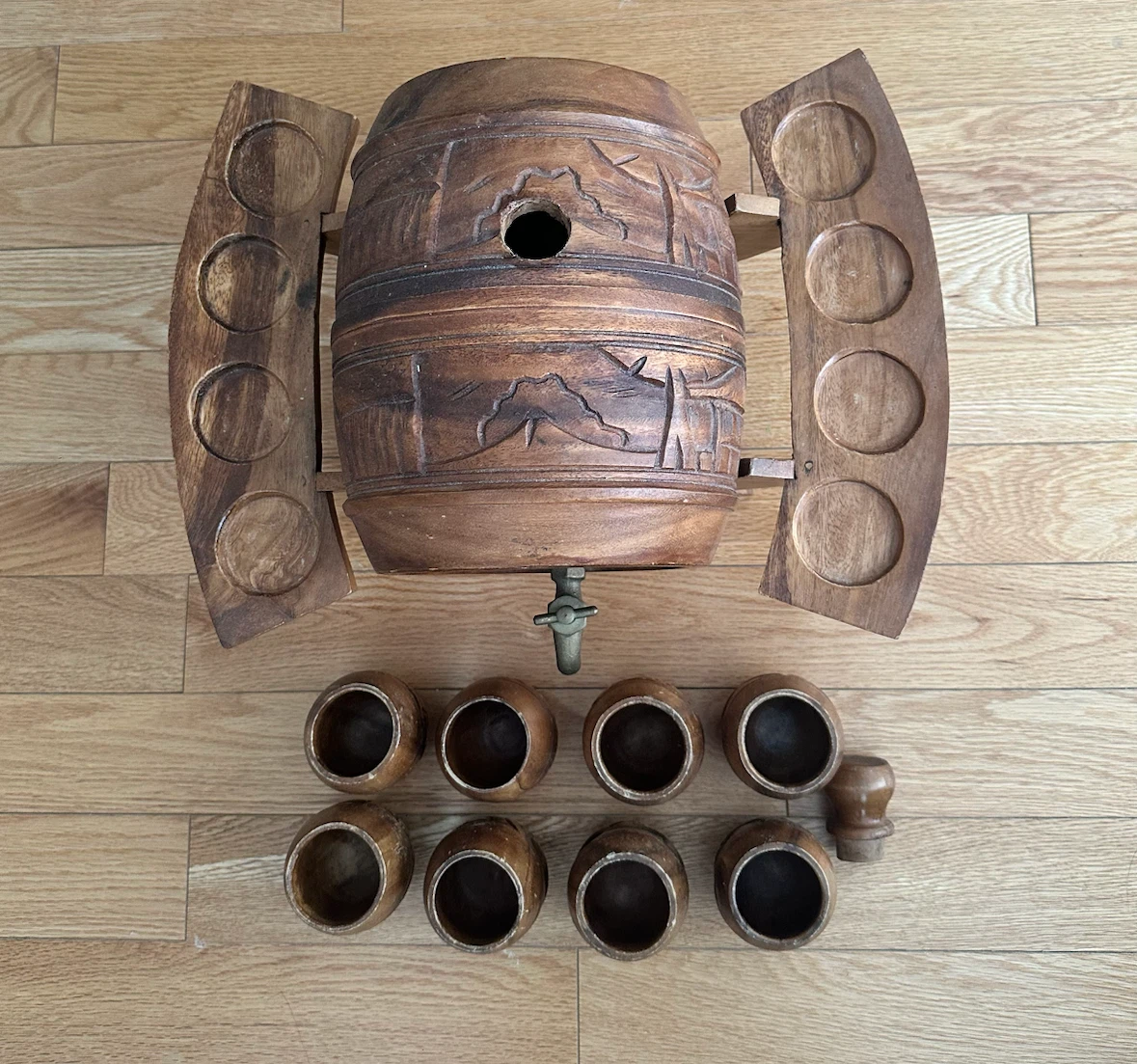 Wooden Barrel Drink Dispenser with Shot Glasses - photo 3