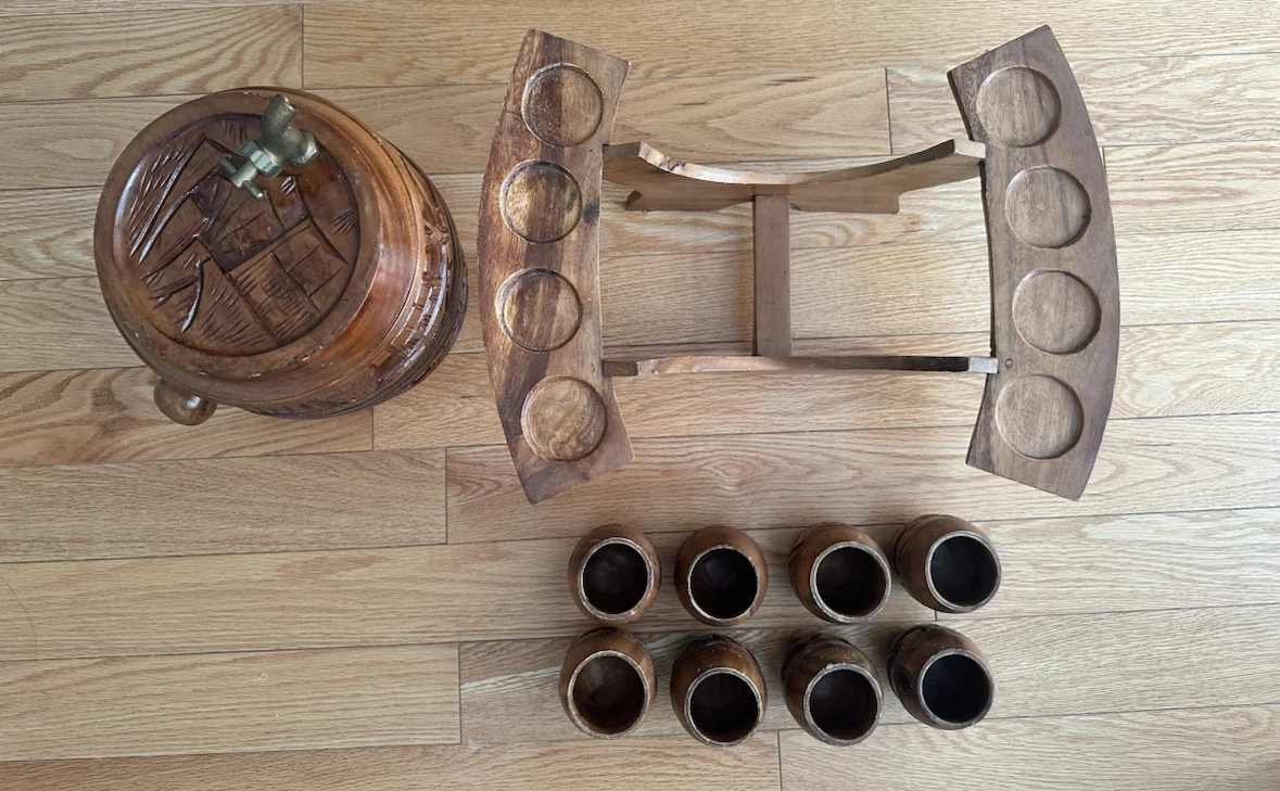 Wooden Barrel Drink Dispenser with Shot Glasses - photo 5