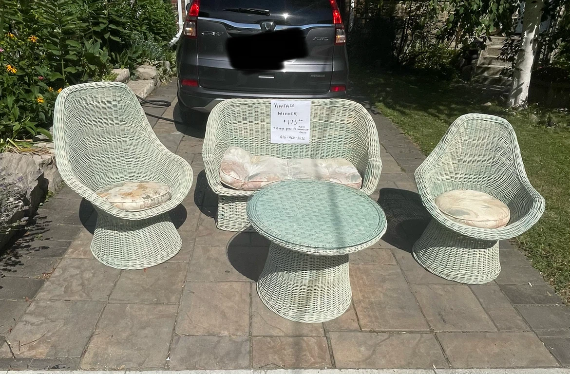 Vintage Wicker Patio Set - photo 3