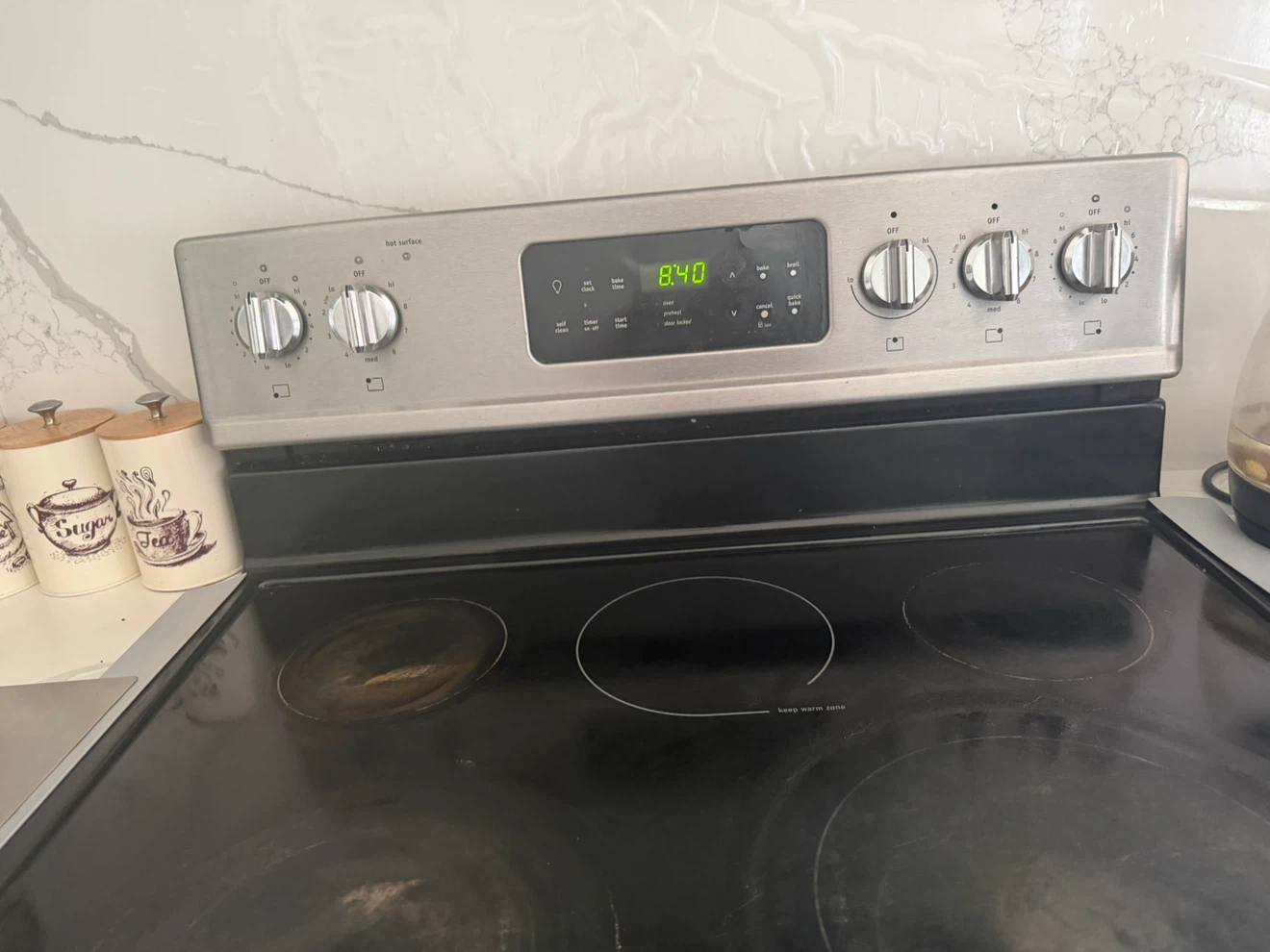 Frigidaire gallery Electric Range - photo 4