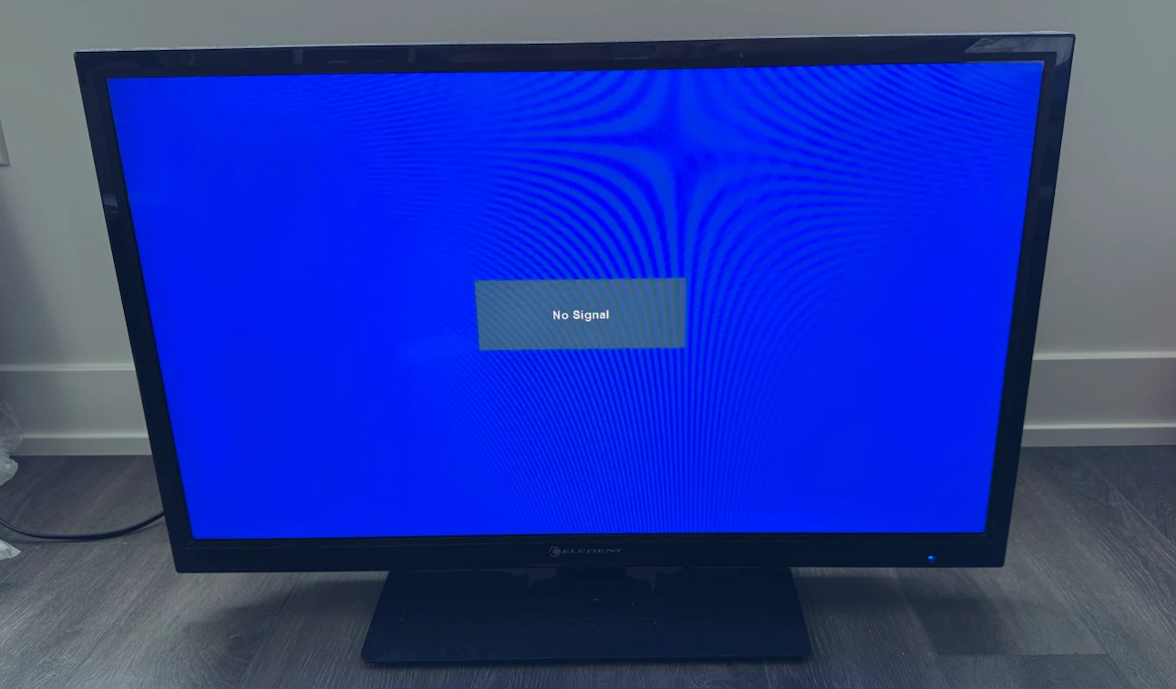 32” TV with Amazon Fire TV Stick (including remote) - photo 2
