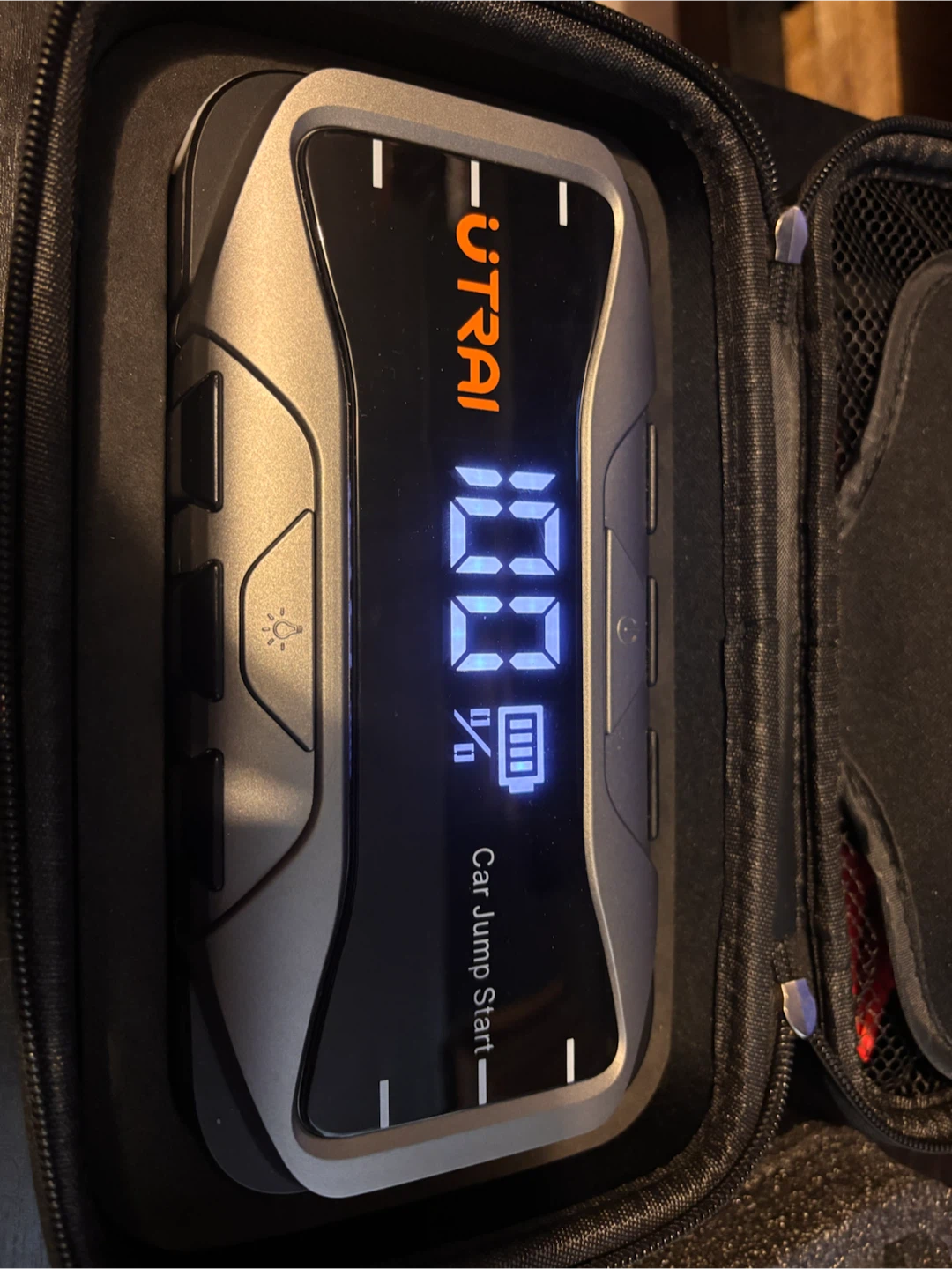 UTRAI Portable Smart Jump Starter JS-10 - photo 2