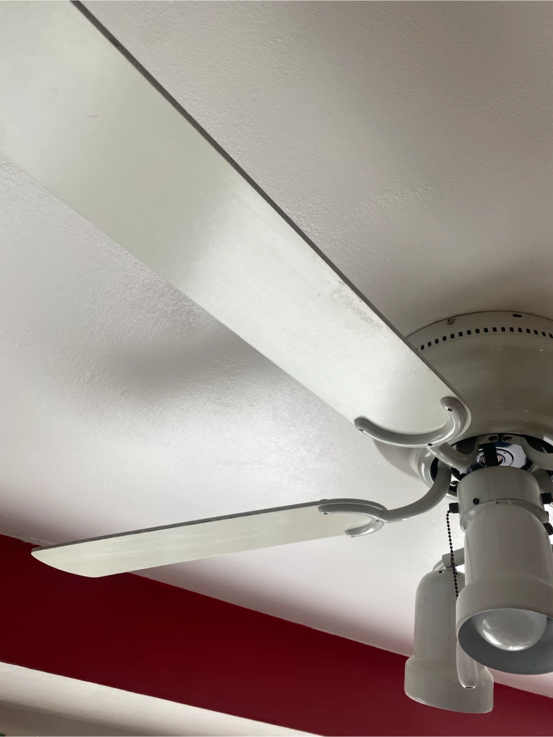 White 5-Blade Ceiling Fan with Lights