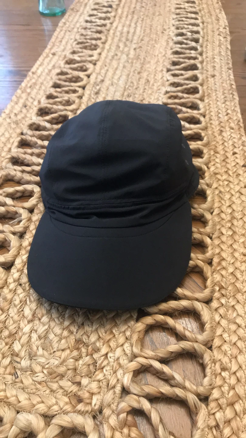 Lululemon Black Race To Place Hat - photo 2