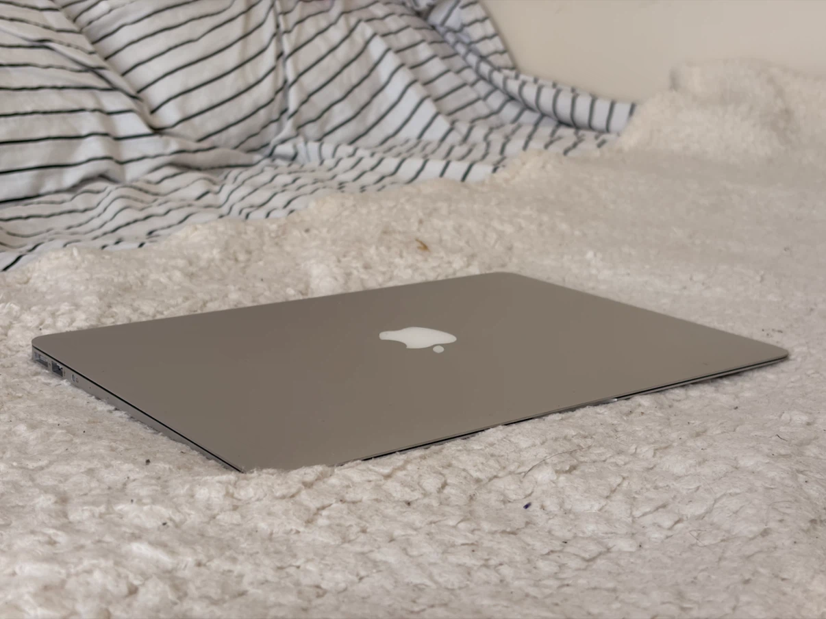 Apple MacBook Air (13-inch, Mid 2017) — i5 / 8GB / 250GB - photo 5