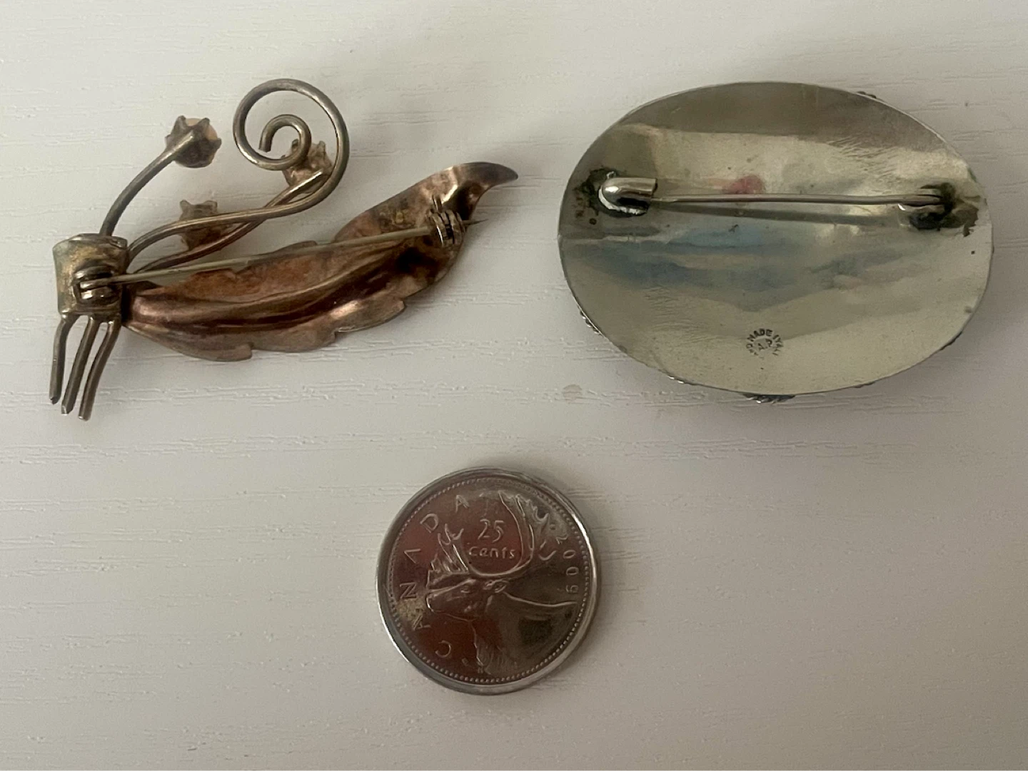 Vintage Brooch Pair - photo 2