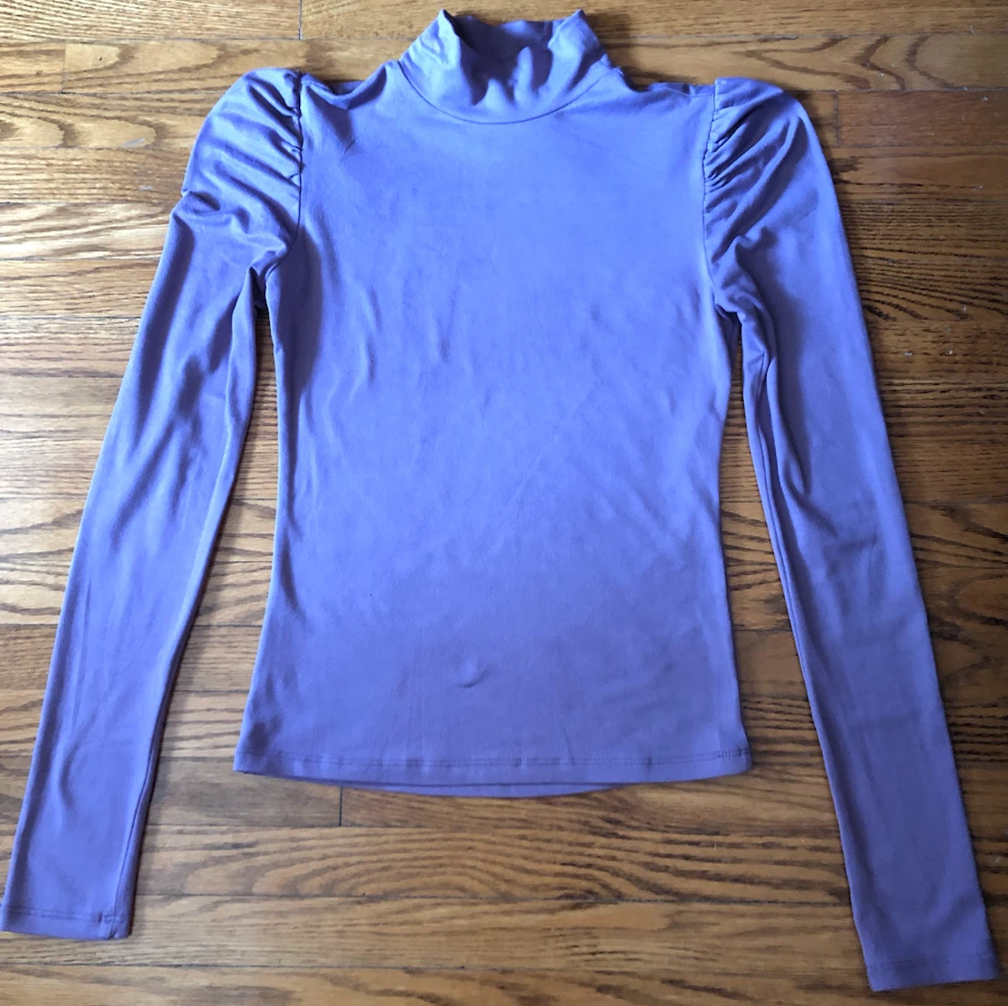 Bundle of Women's Tops 🔴 All for $30 - photo 4