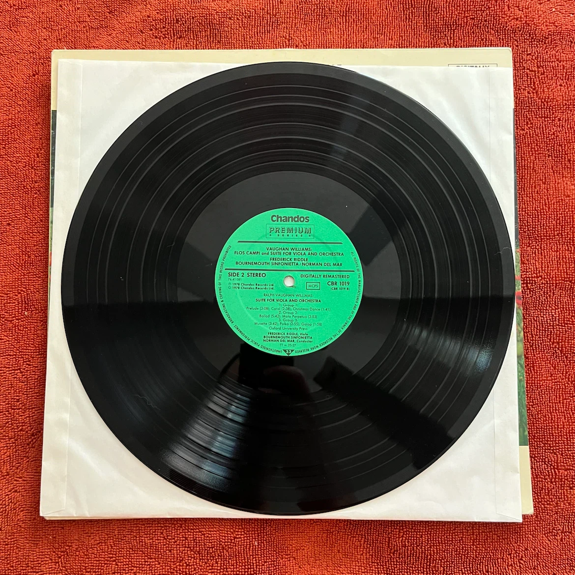 Vaughan Williams Flos Campi Suite for Viola & Orchestra CD - photo 2