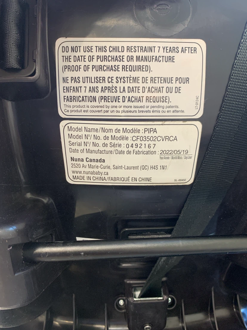 Nuna Pipa Infant Car Seat and Base- Expires 2029! - photo 3