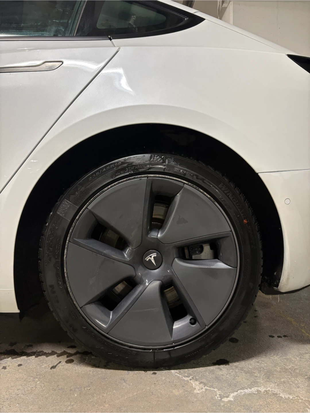 Winter tire for Tesla model 3 2022 - 1 Season(Good thread) - photo 3