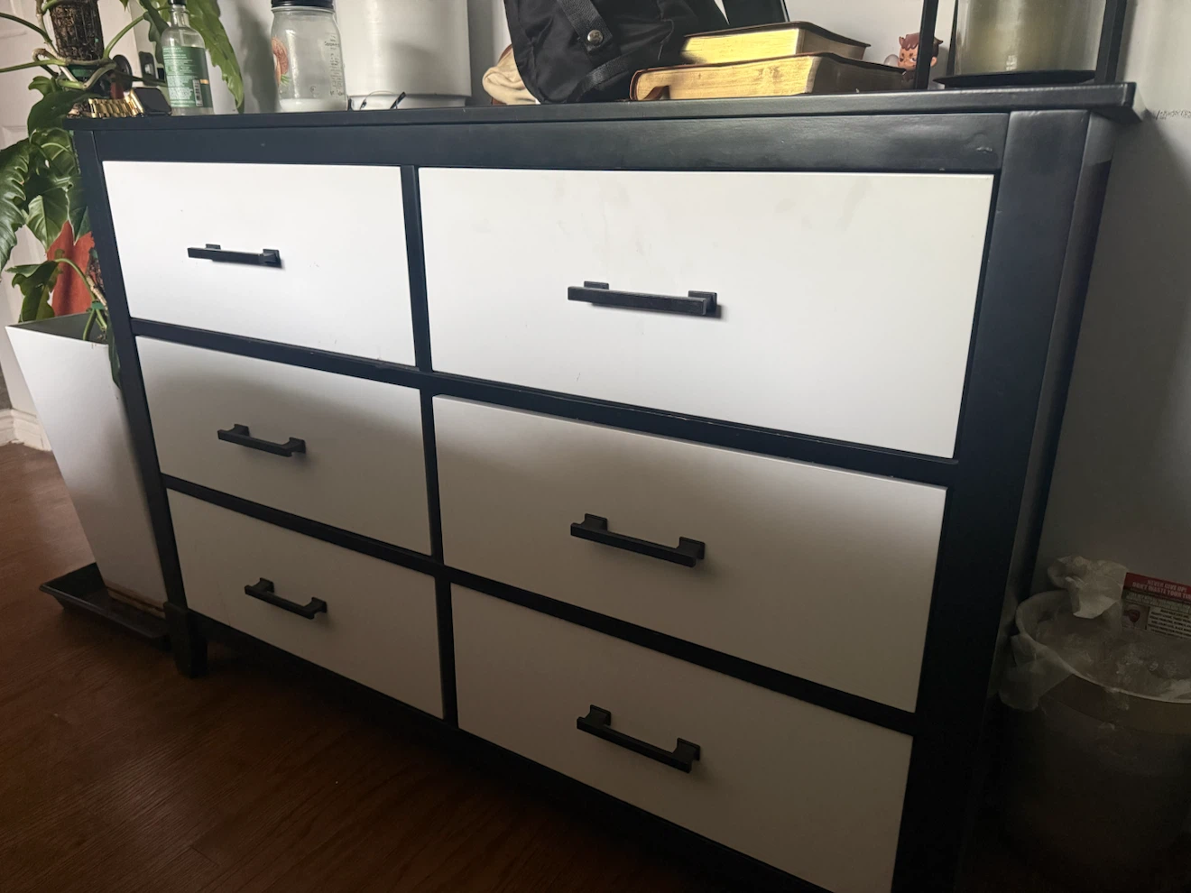 Black and White 6-Drawer Dresser