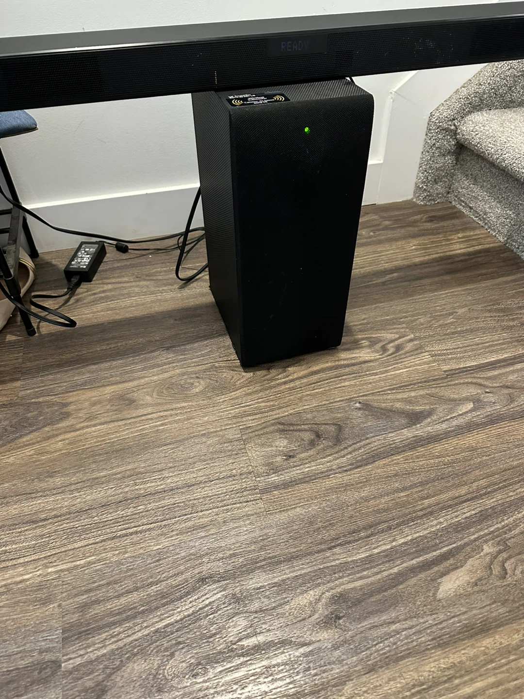 LG Sound Bar with Wireless Subwoofer (HW-T40M/ZC) – Great Sound! - photo 3