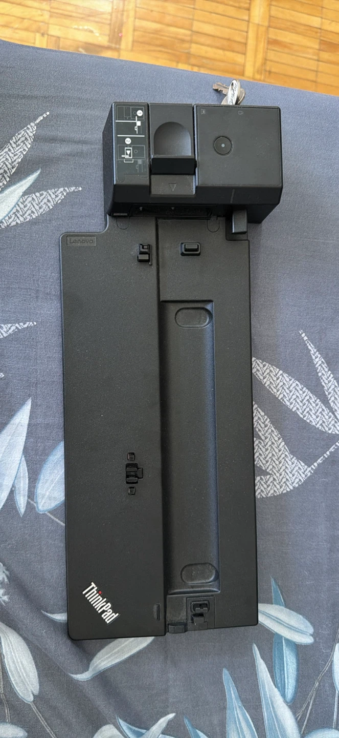 Lenovo ThinkPad Ultra Docking Station Type 40AJ