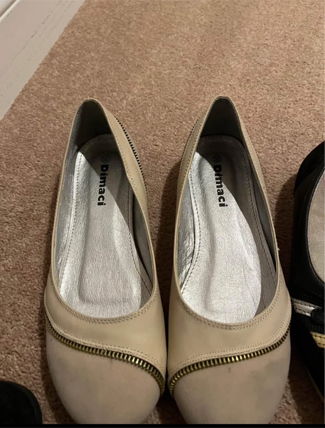 Assorted Women's Flats - Various Brands - photo 2