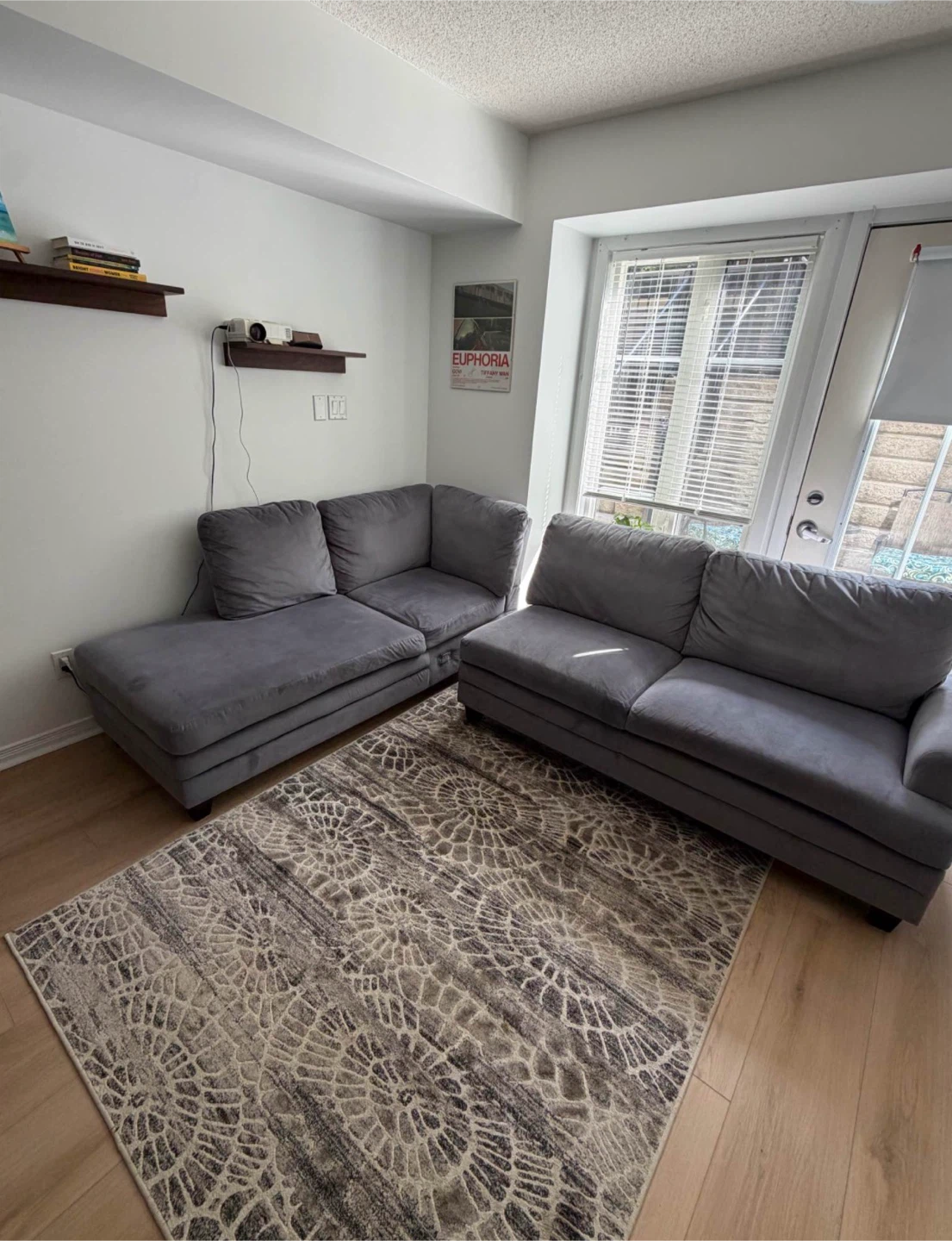 L-Shape Sectional Sofa - photo 2