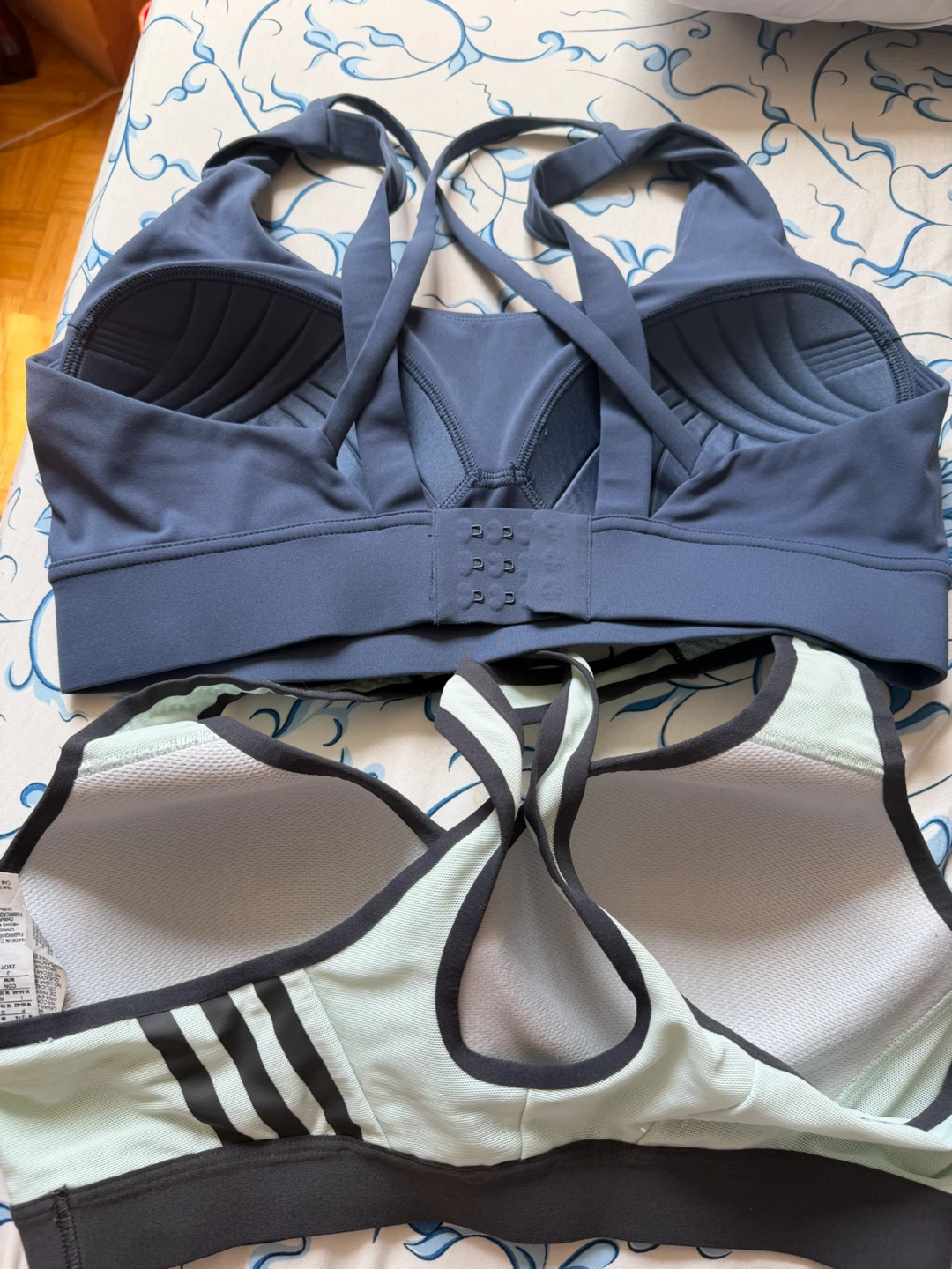 Sports Bras - photo 2