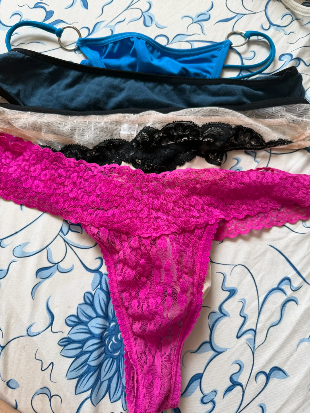 4 Pack Thongs - Pink, Black, Teal, Blue