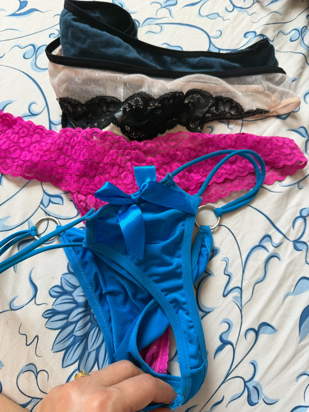 4 Pack Thongs - Pink, Black, Teal, Blue - photo 2