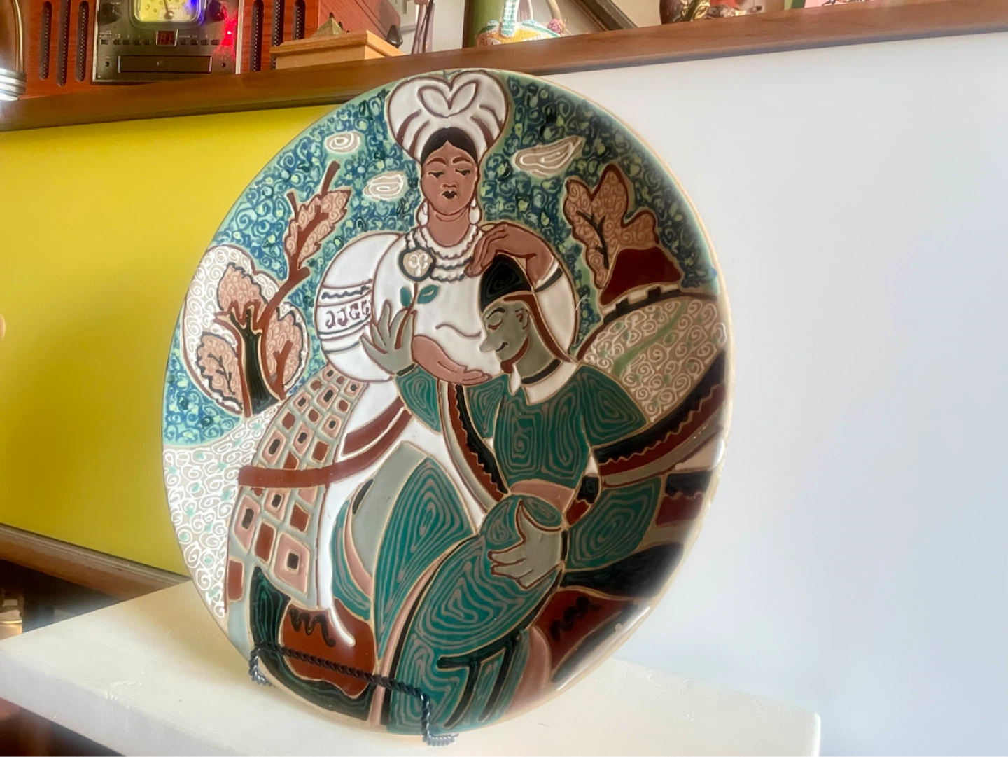 Vintage Ukrainian Folklore Wall Charger - photo 2