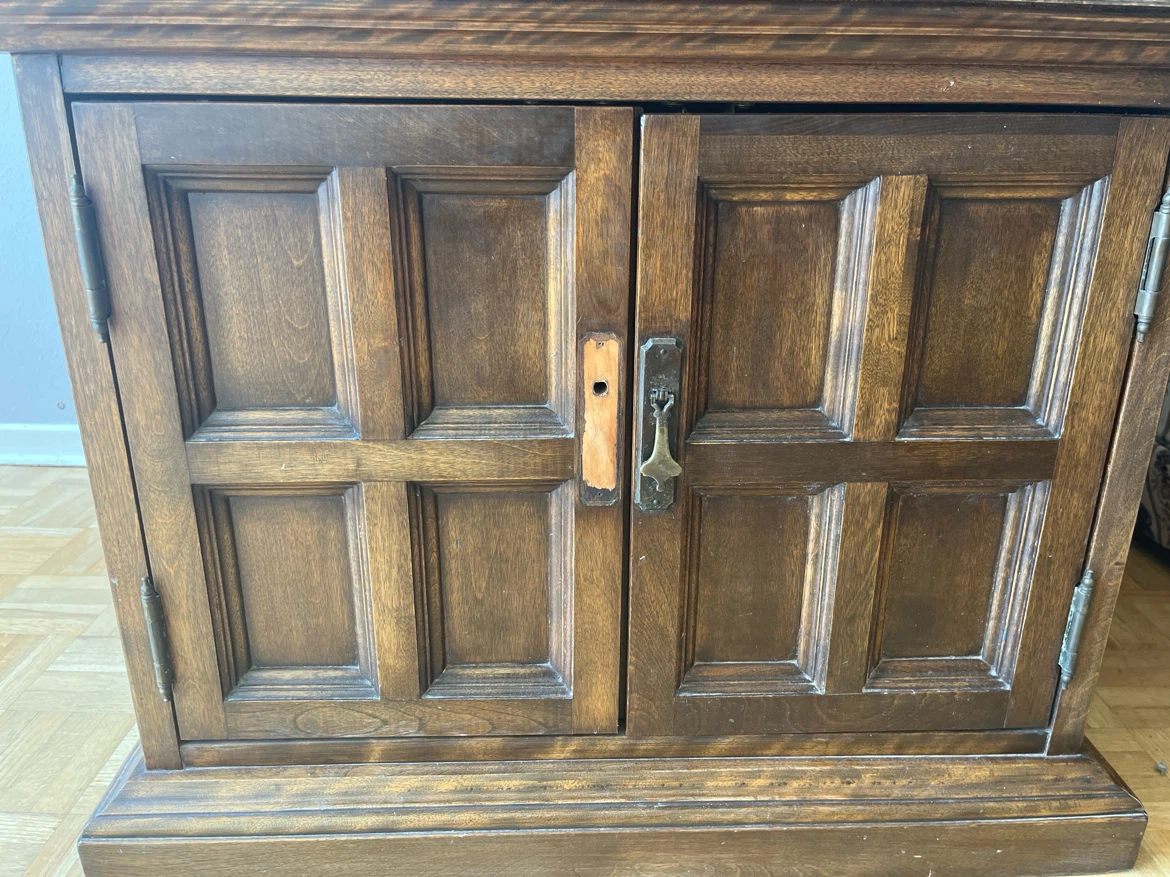 Wooden cabinet