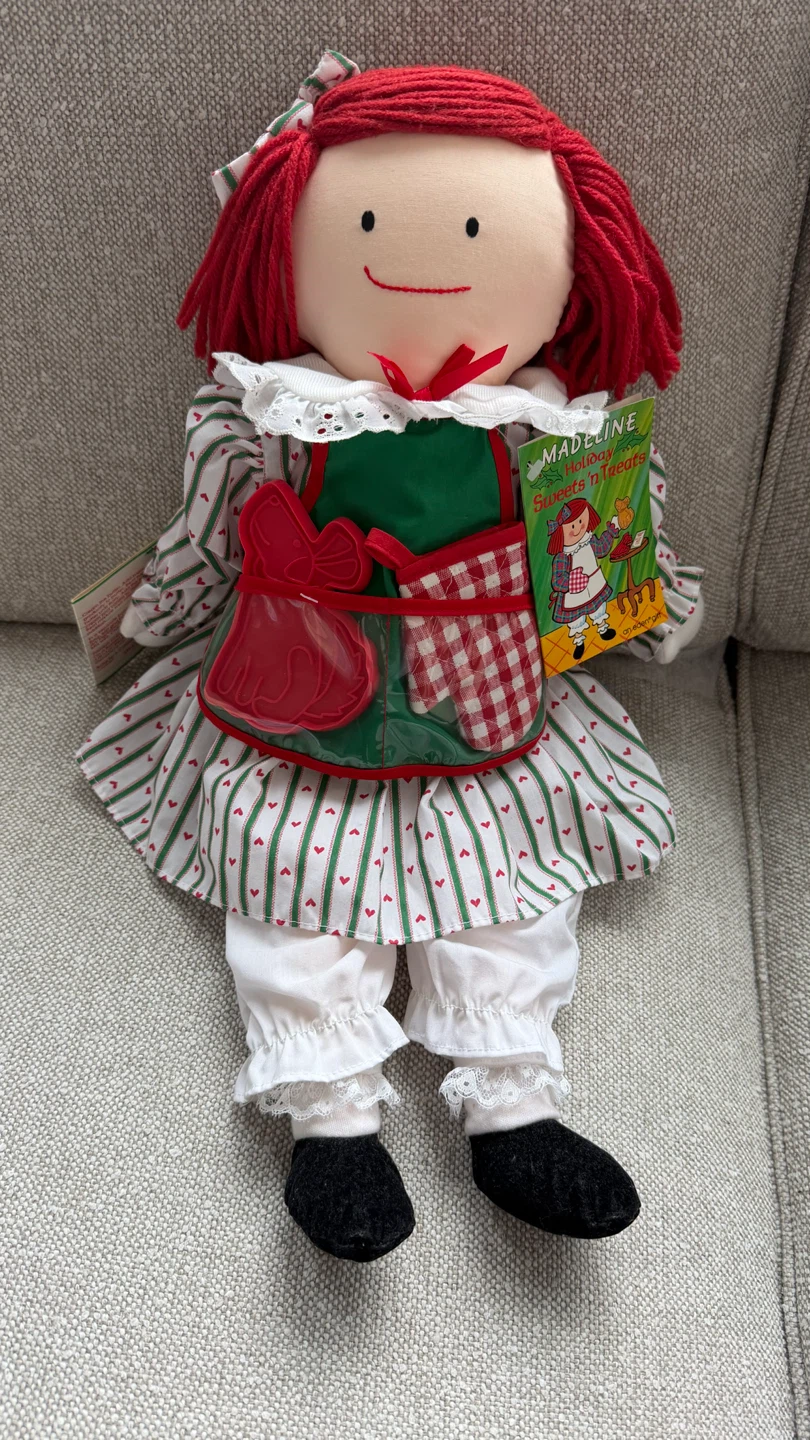 Madeline "Sweets 'n Hearts" Doll with Cookie Cutters