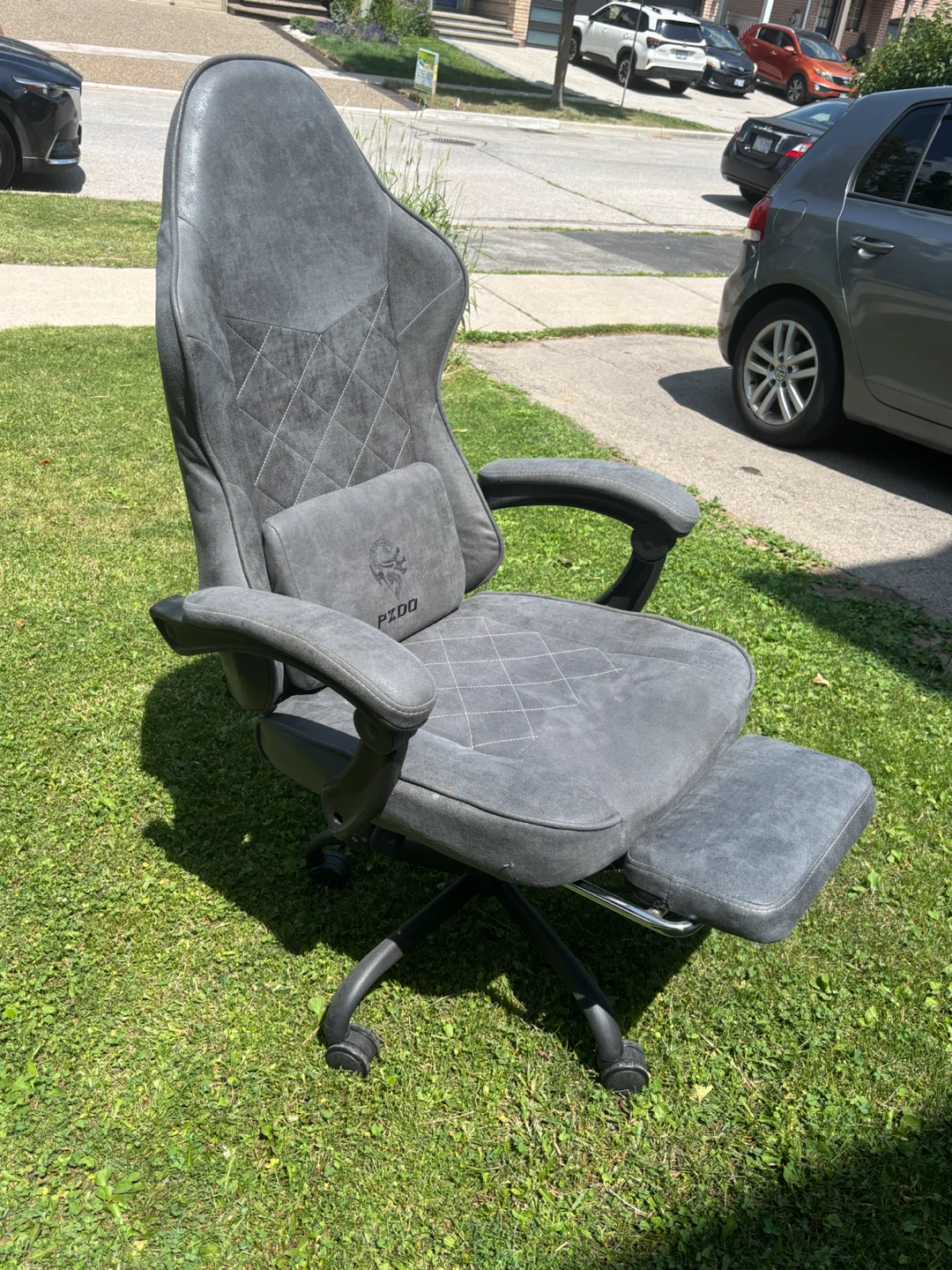 Grey Gaming Chair with Footrest and Lumbar Pillow - photo 3