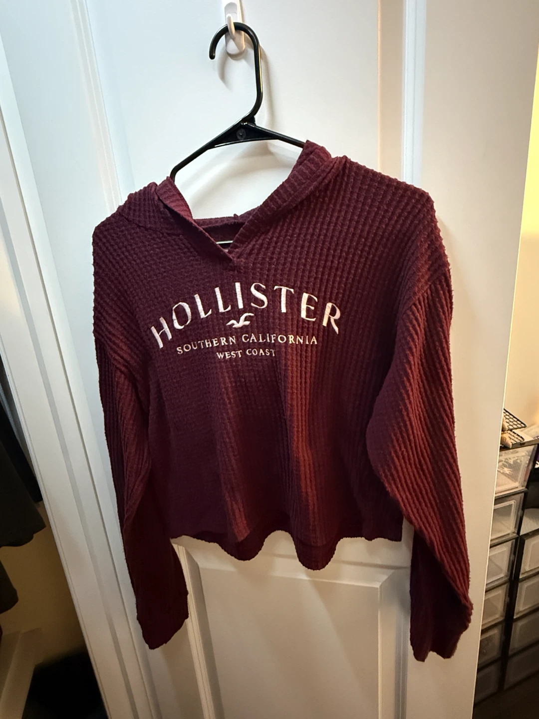 Hollister tops and jeans - photo 2