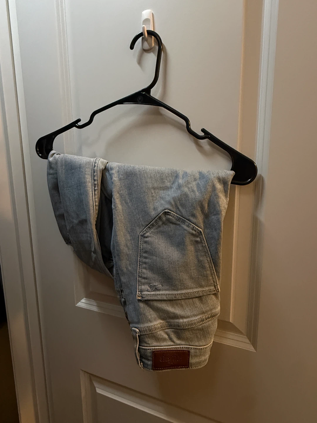 Hollister tops and jeans - photo 3