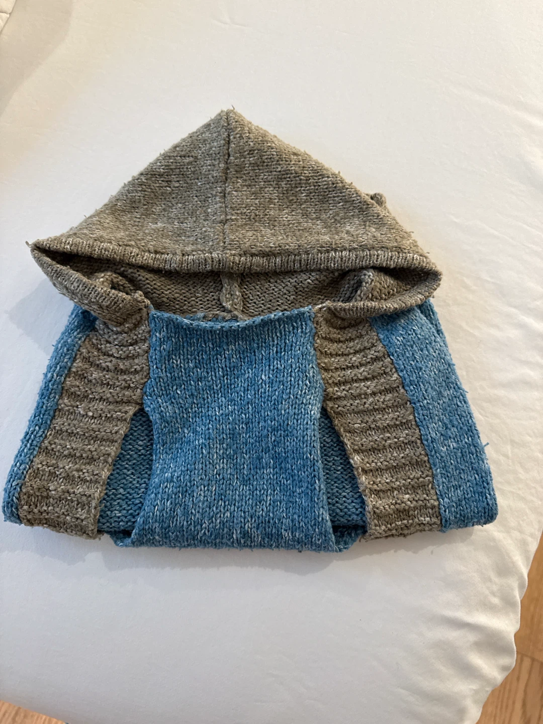 Small dog hoodie (18 1bs) Martha Stewart design - photo 2