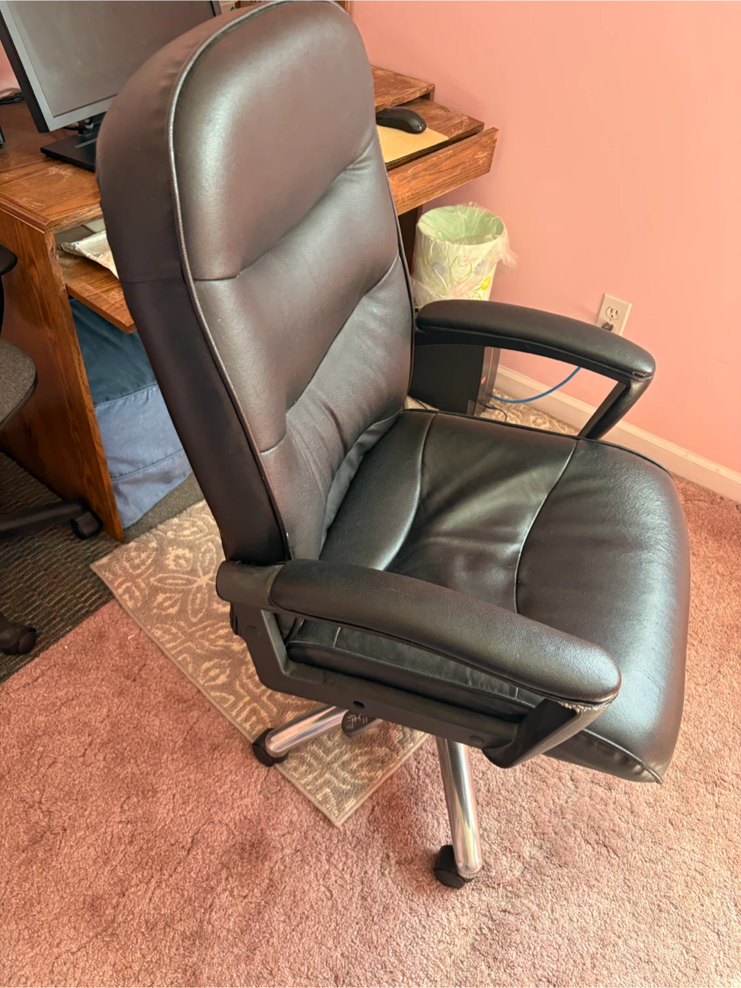Desk chair