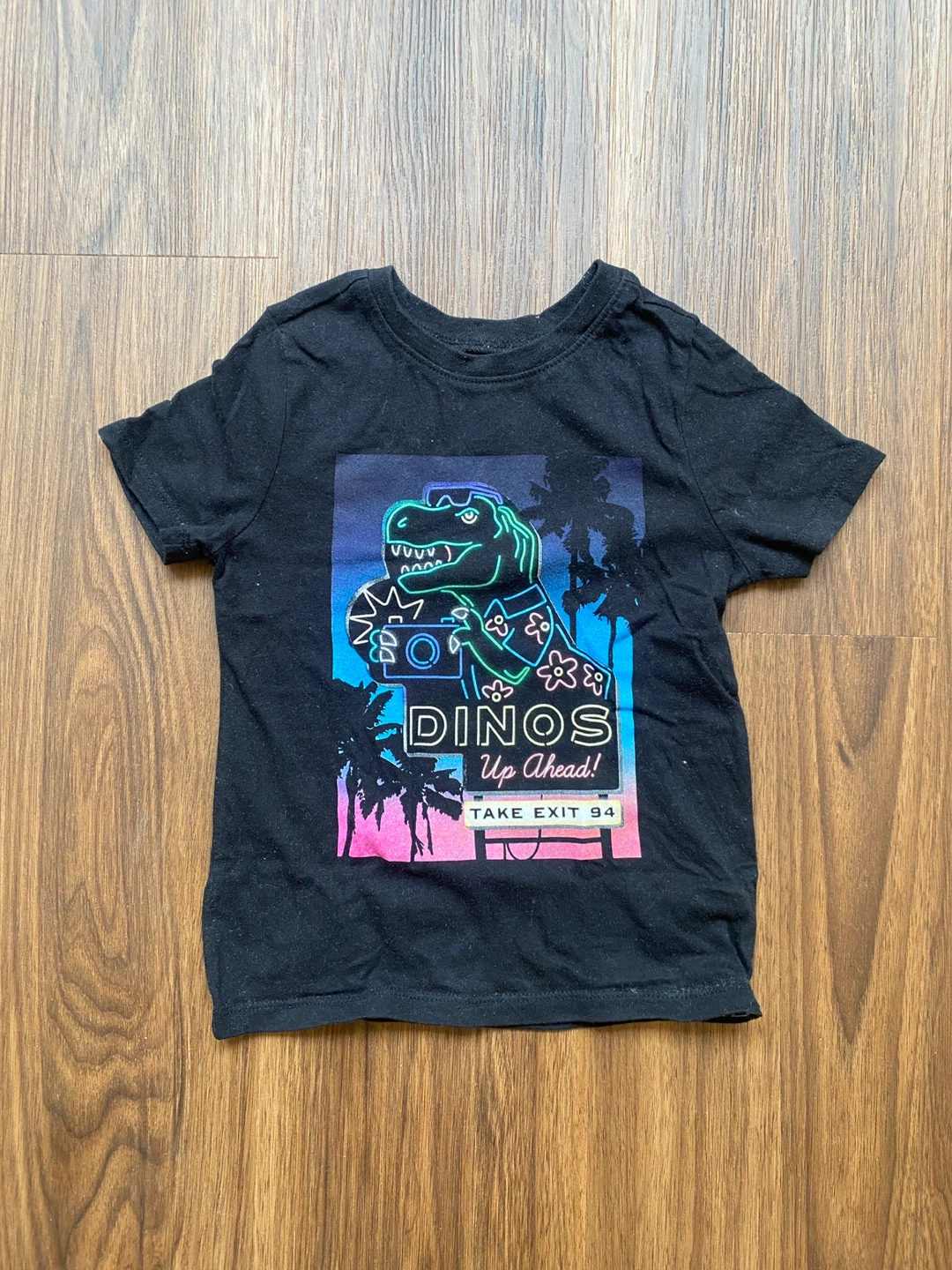 Old Navy Kids Black Dinosaur T-Shirt Size 4T