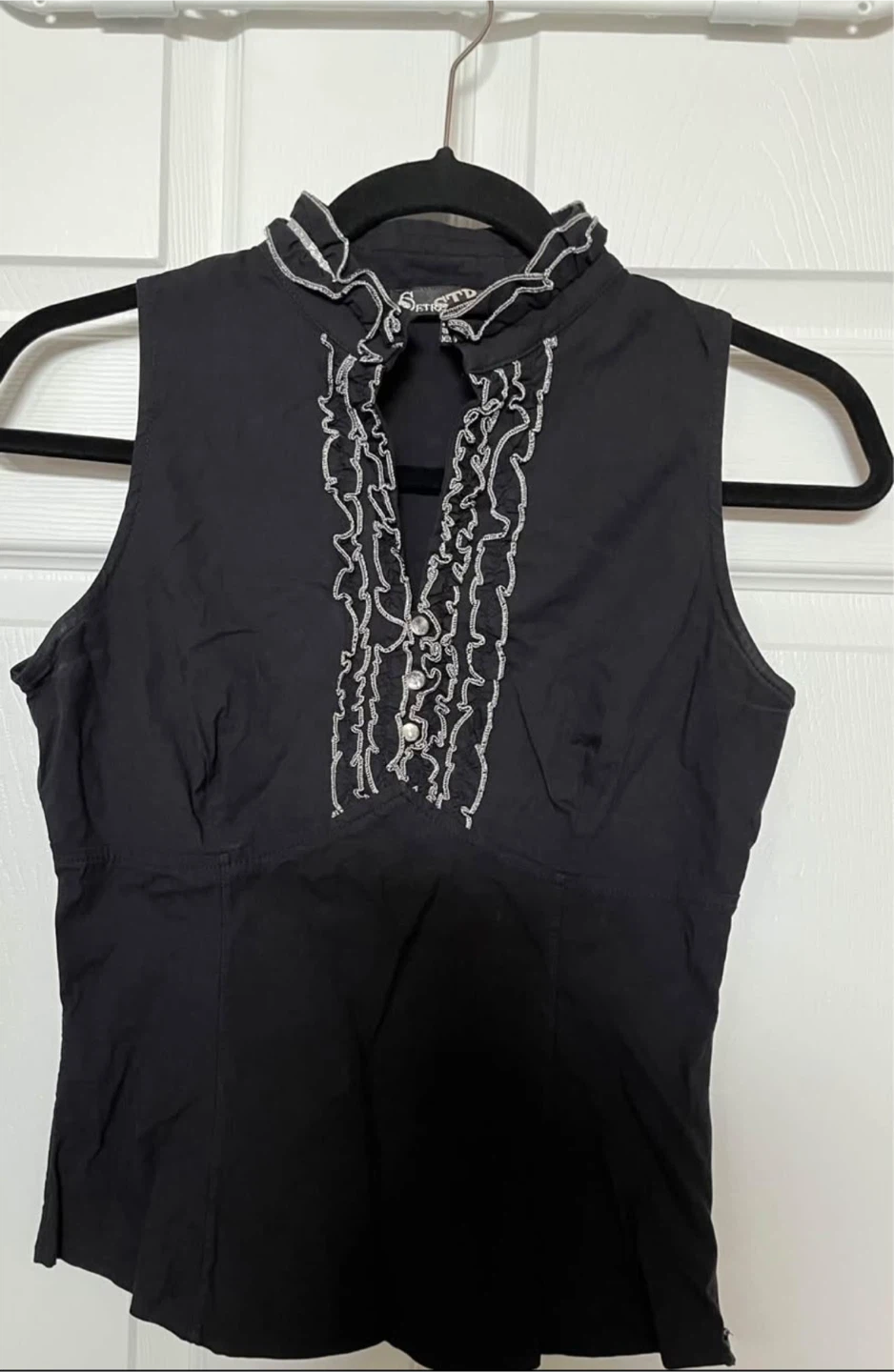 STR sleeveless ruffle top - Size M
