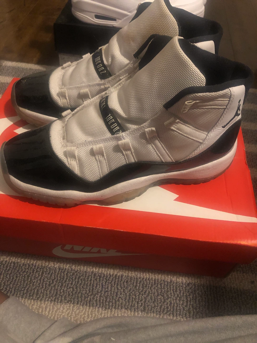 Air Jordan 11 Concord