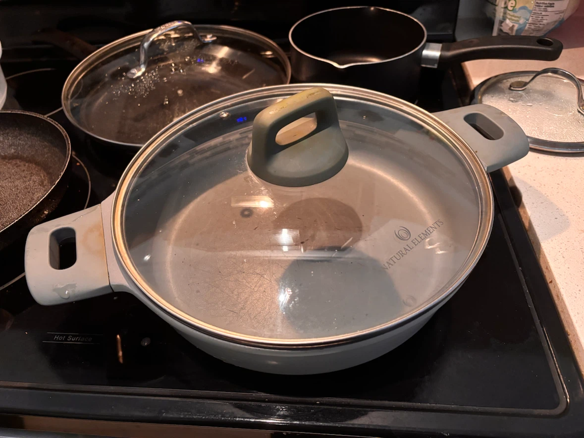 Natural Elements Pot with Lid